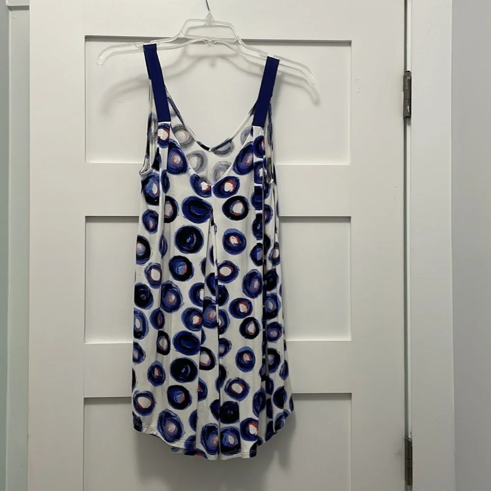 Blue patterned float top - Picture 2 of 3